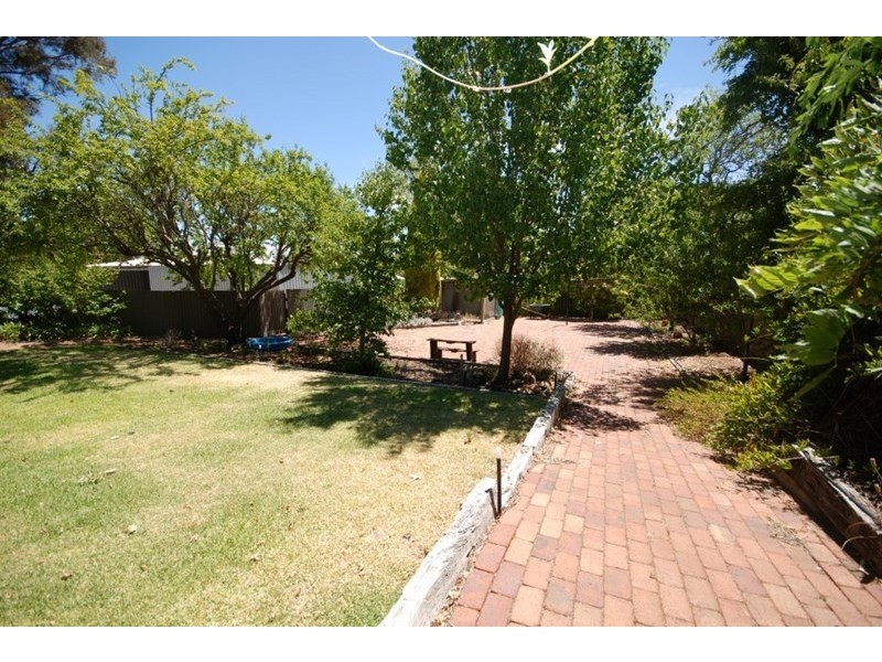 2 Harper Street, Narrogin WA 6312