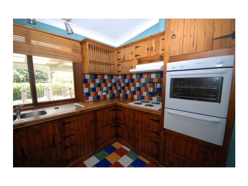 11 White Street, Brookton WA 6306