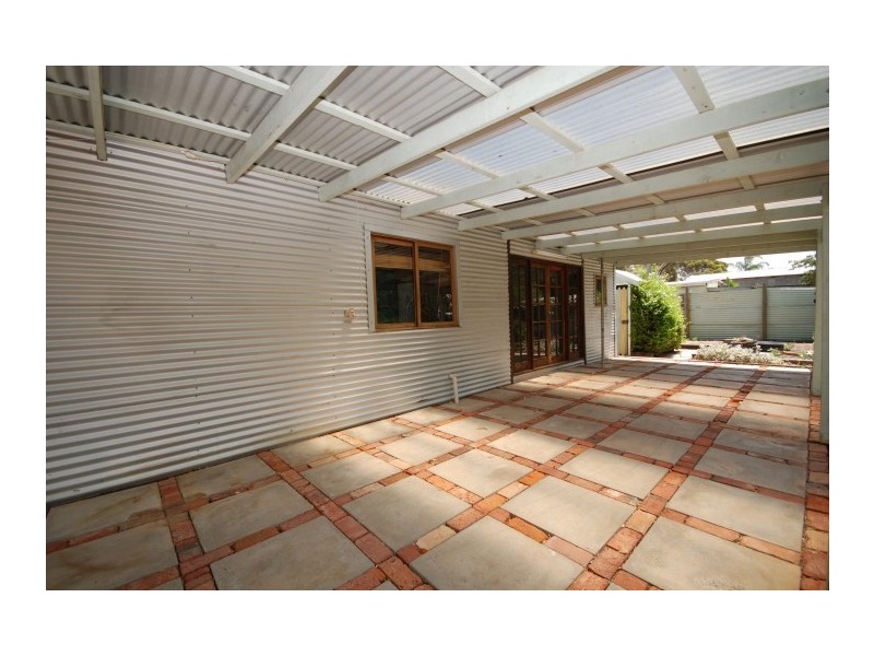 11 White Street, Brookton WA 6306