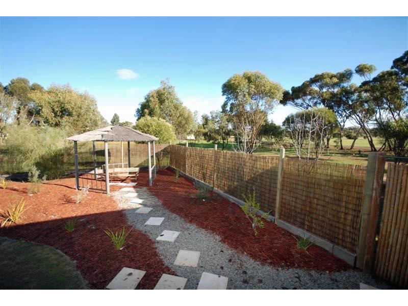57 Narrakine Road, Narrogin WA 6312