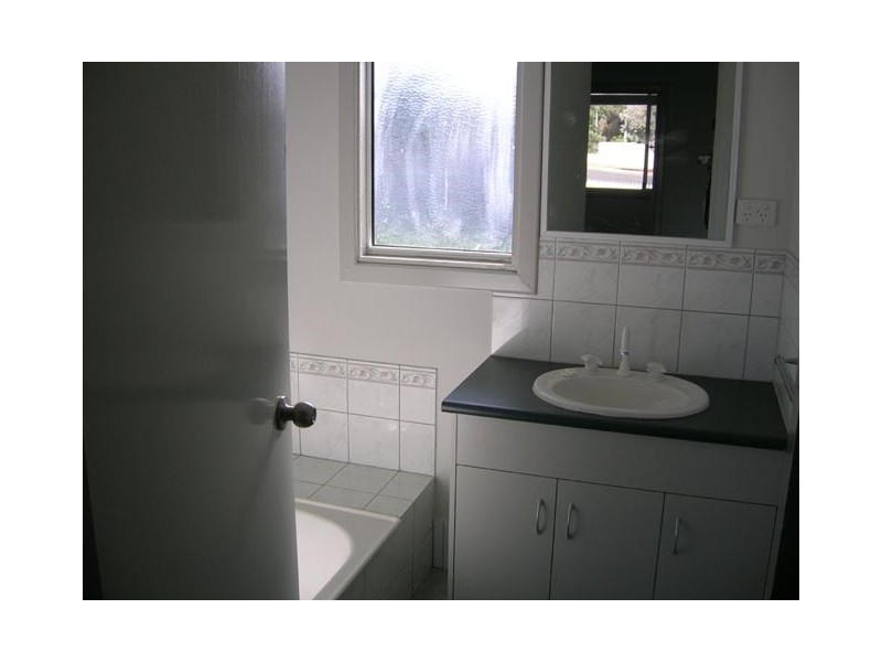 6 Floyed Street, Narrogin WA 6312