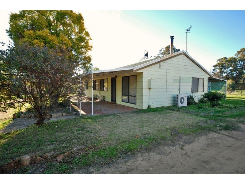 39 Smith Street, Cuballing WA 6311