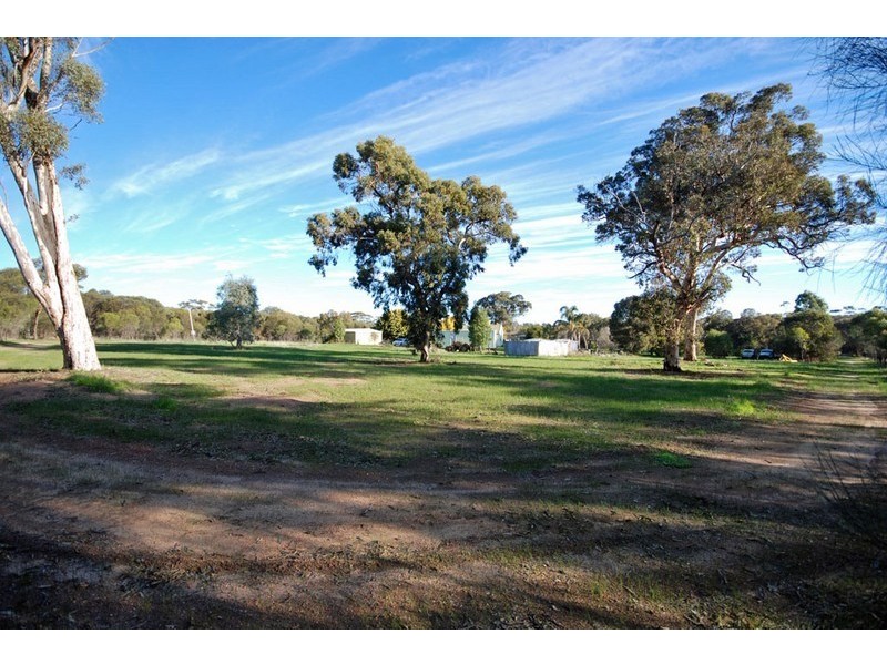 39 Smith Street, Cuballing WA 6311
