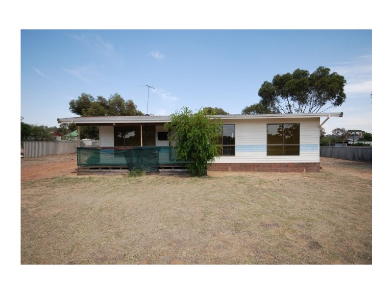 29 Quadrant Street, Pingelly WA 6308