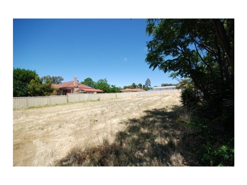 4 Clark Street, Narrogin WA 6312