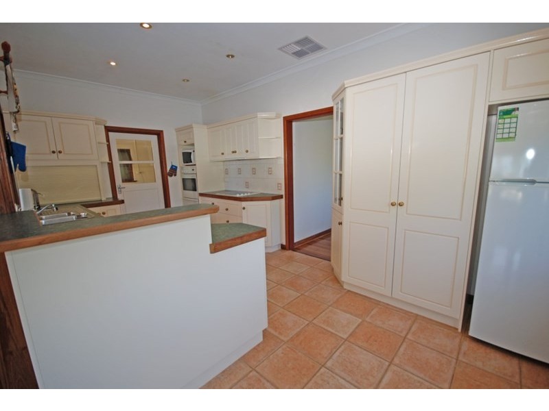 125 Narrakine Road, Narrogin WA 6312