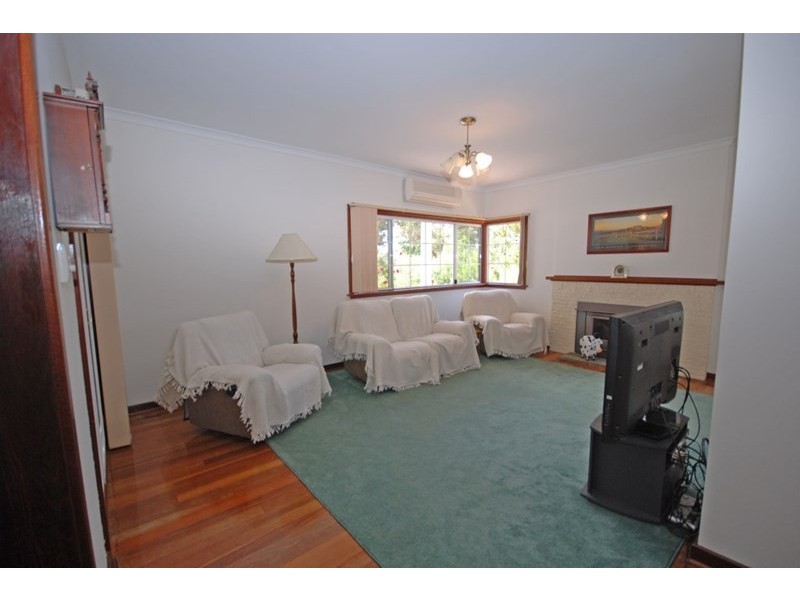 125 Narrakine Road, Narrogin WA 6312