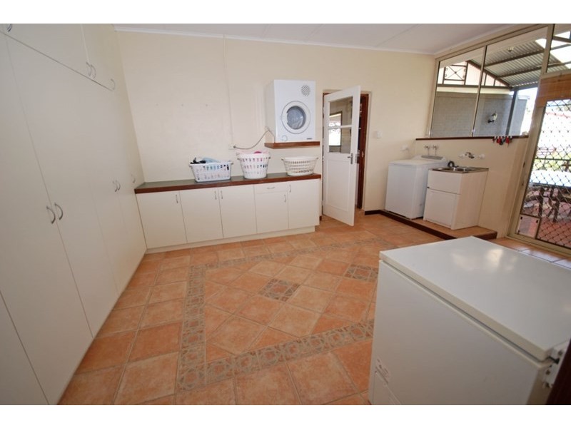 125 Narrakine Road, Narrogin WA 6312