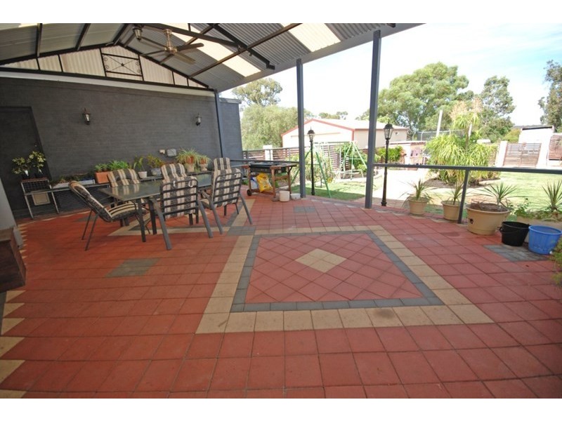 125 Narrakine Road, Narrogin WA 6312