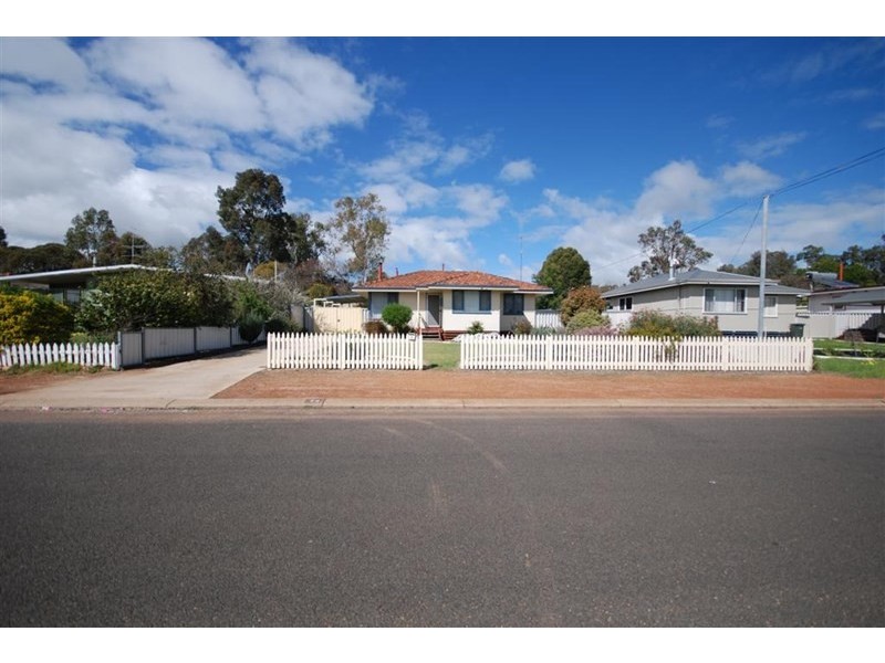 79 Lock Street, Narrogin WA 6312