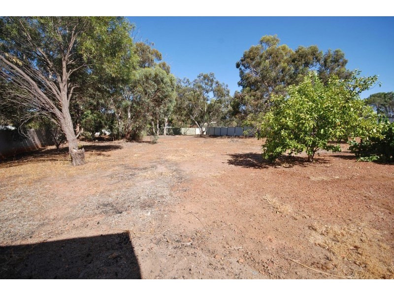 32 Butler Street, Narrogin WA 6312