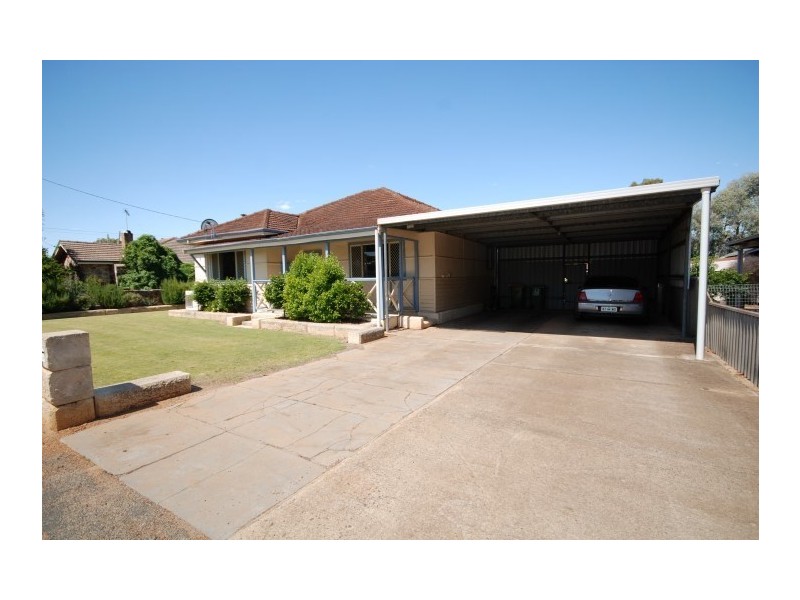 3 Pitt Street, Narrogin WA 6312