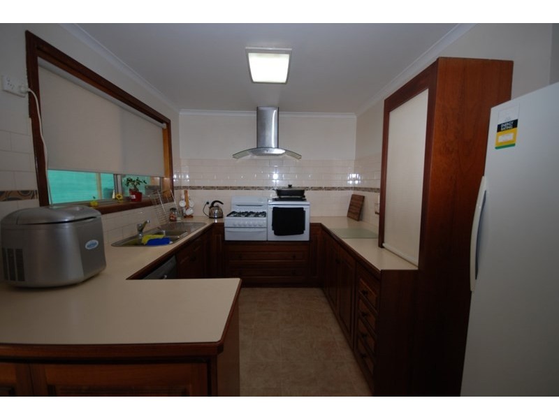 11 Florence Avenue, Narrogin WA 6312