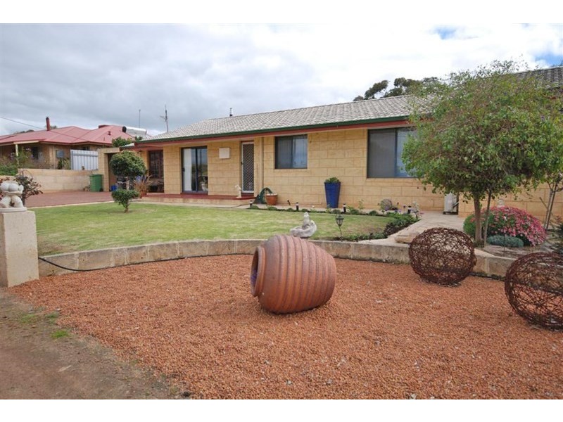 11 Florence Avenue, Narrogin WA 6312