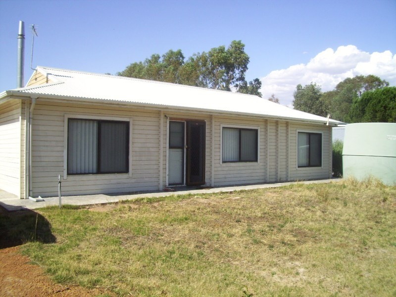 30 Odgers Road, Narrogin WA 6312
