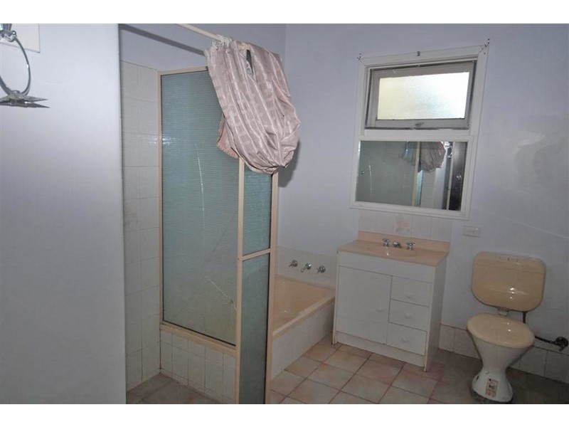 9 Park Street, Narrogin WA 6312