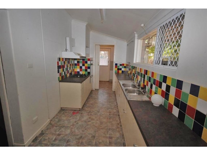 9 Park Street, Narrogin WA 6312