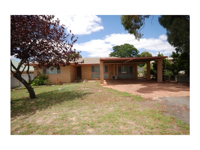 5 Hughes Street, Narrogin WA 6312