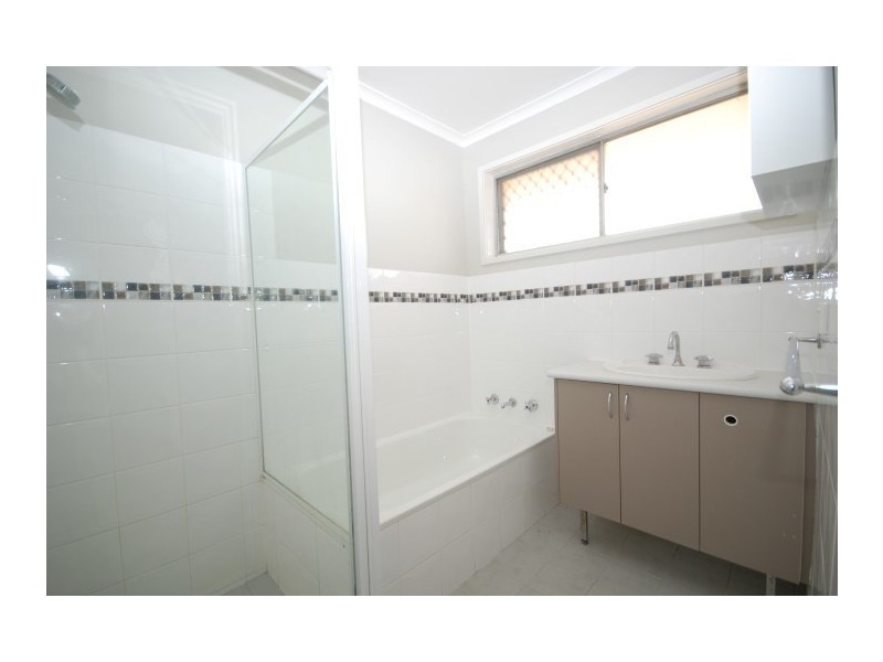 5 Hughes Street, Narrogin WA 6312