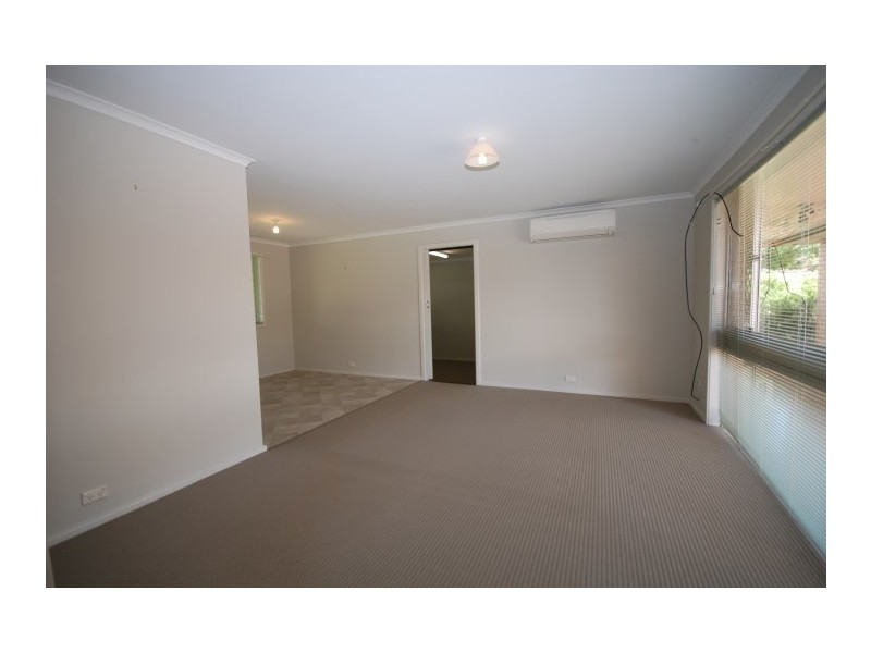 5 Hughes Street, Narrogin WA 6312