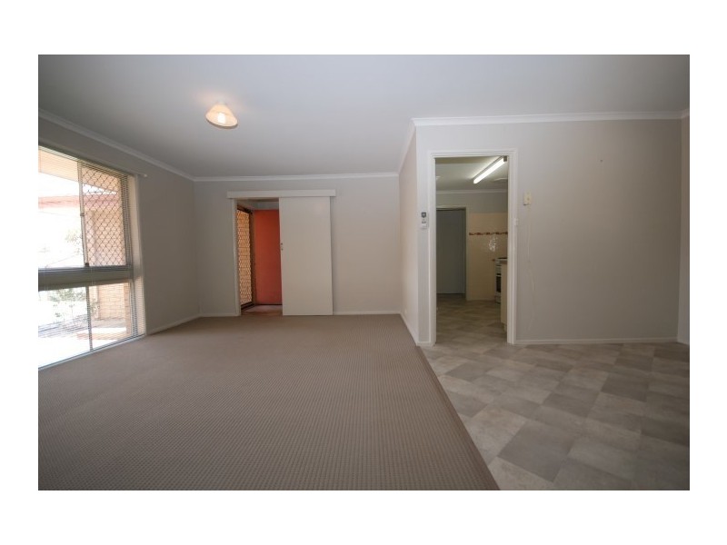 5 Hughes Street, Narrogin WA 6312