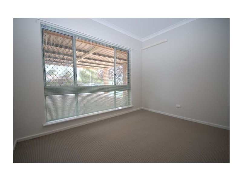 5 Hughes Street, Narrogin WA 6312