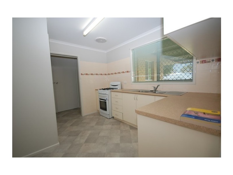 5 Hughes Street, Narrogin WA 6312