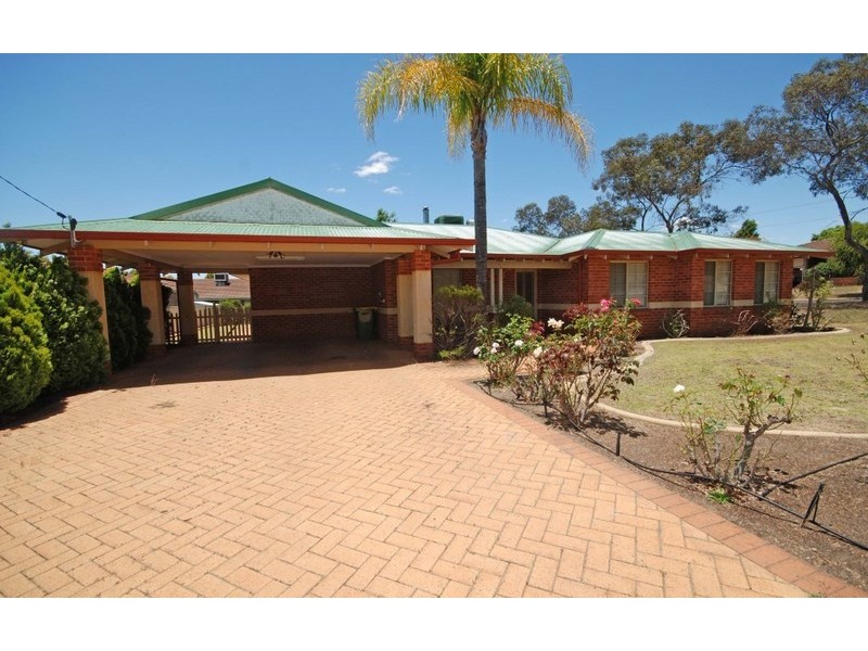 36 Sydney Hall Way, Narrogin WA 6312