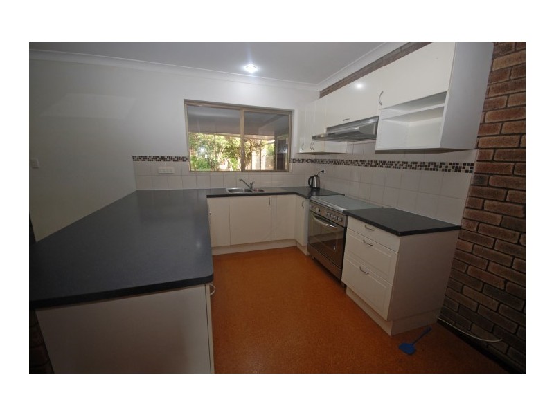 36 Narrakine Road South, Narrogin WA 6312