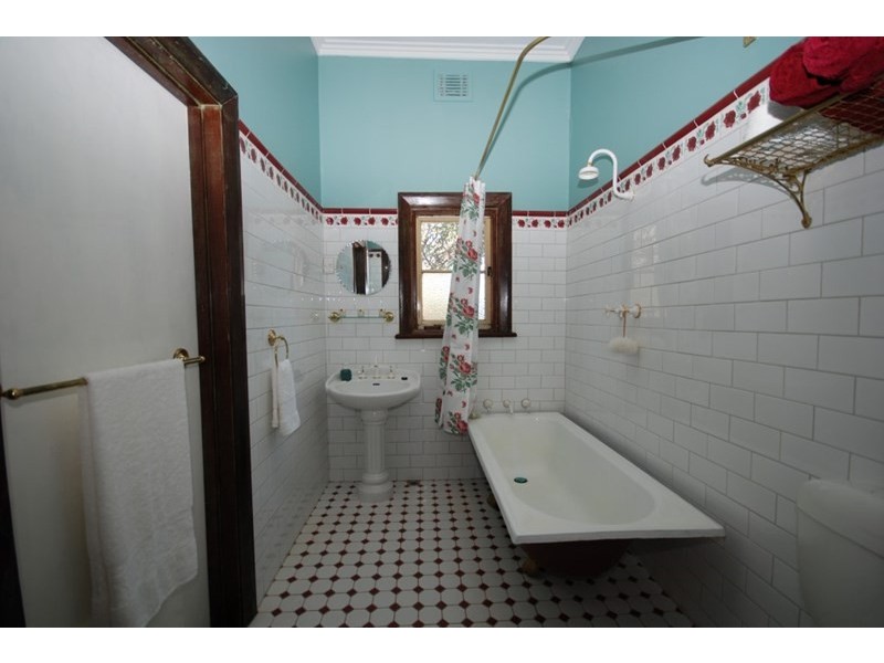 21 Williams Road, Narrogin WA 6312