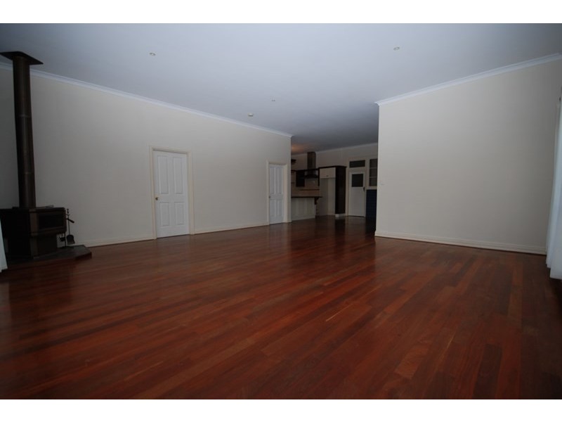 21 Williams Road, Narrogin WA 6312