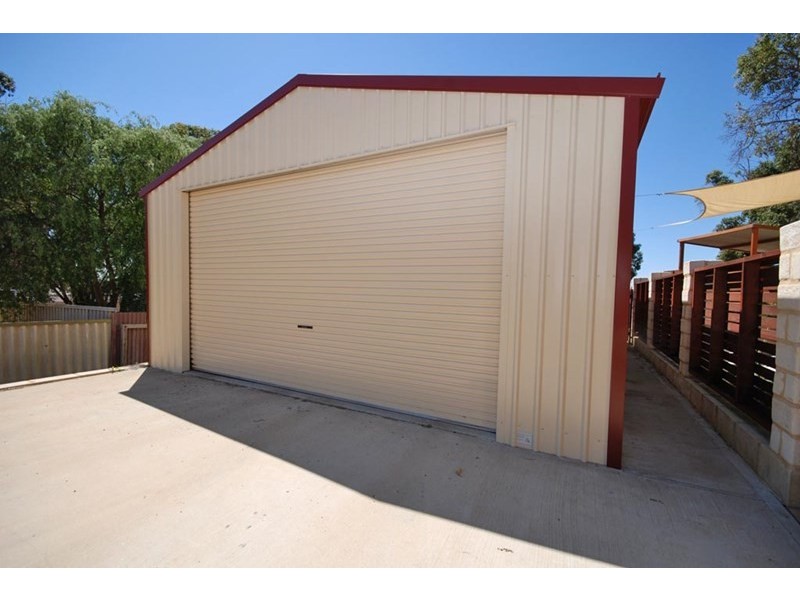 125 Narrakine Road, Narrogin WA 6312