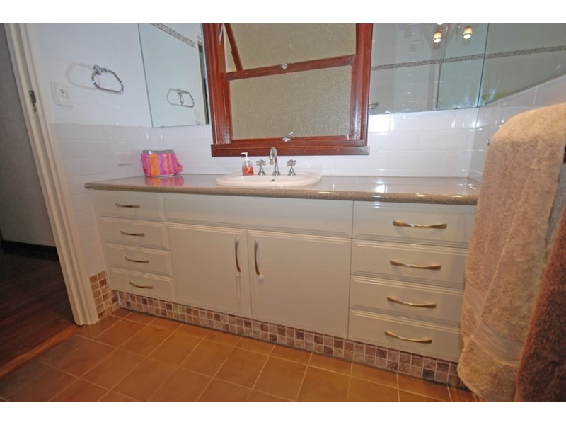 125 Narrakine Road, Narrogin WA 6312