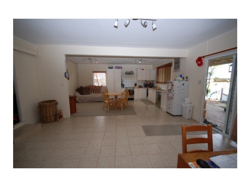 25 Furnival Street, Narrogin WA 6312