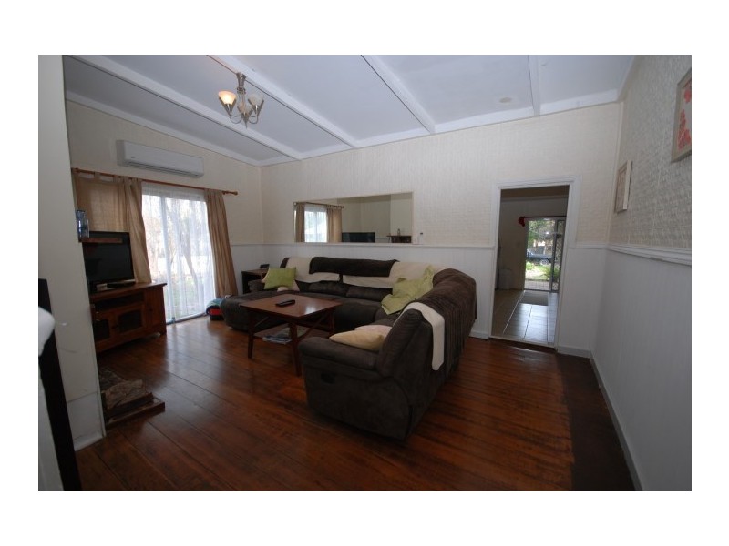 25 Furnival Street, Narrogin WA 6312