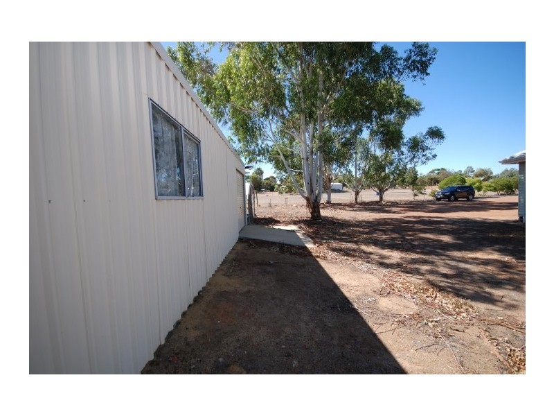 1 Forrest Street, Cuballing WA 6311