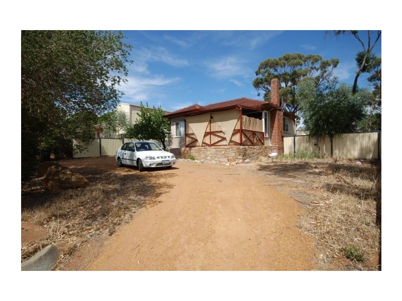 51 Park Street, Pingelly WA 6308