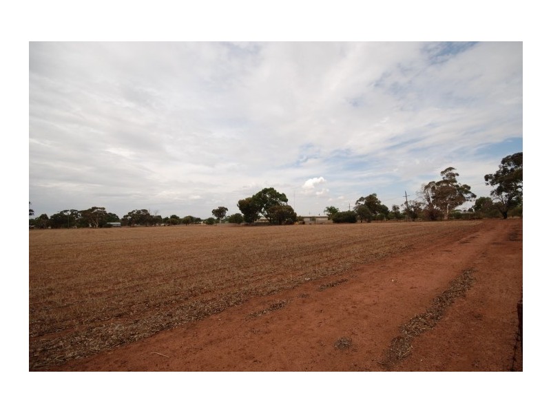 68 Corberding Road, Brookton WA 6306