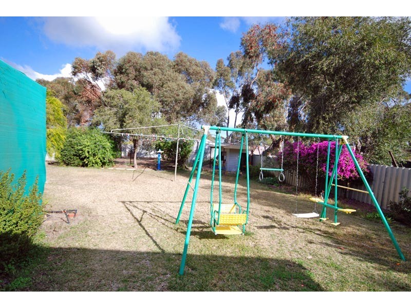 18 Connor Street, Yealering WA 6372