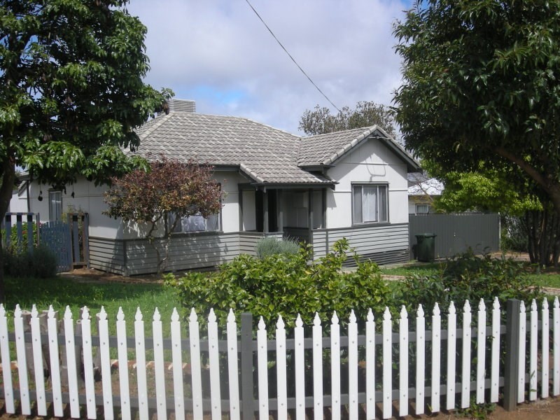 56 Grant Street, Narrogin WA 6312