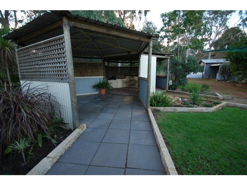 75 Herald Street, Narrogin WA 6312