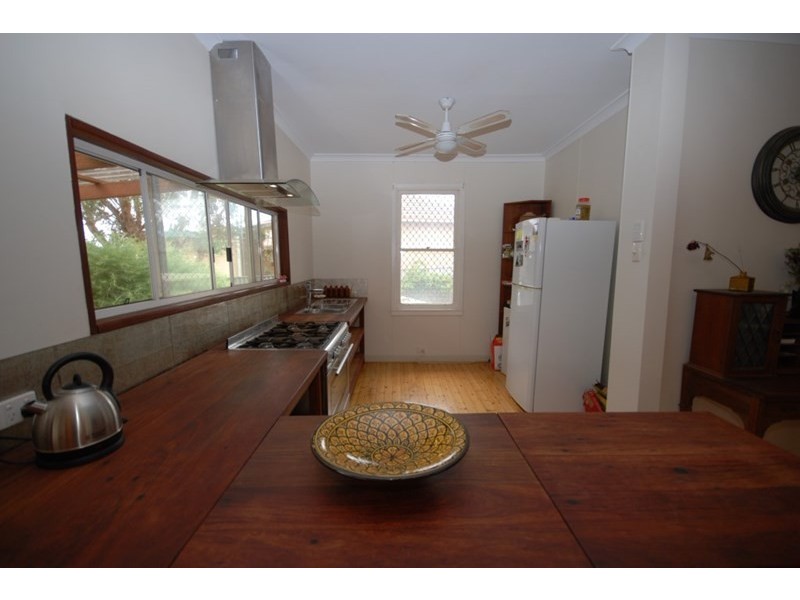 107 Doney Street, Narrogin WA 6312