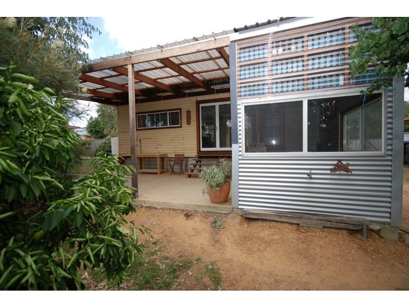 107 Doney Street, Narrogin WA 6312