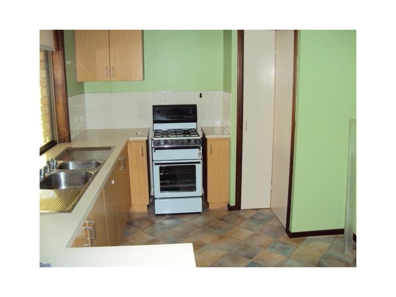 21 Hough Street, Narrogin WA 6312