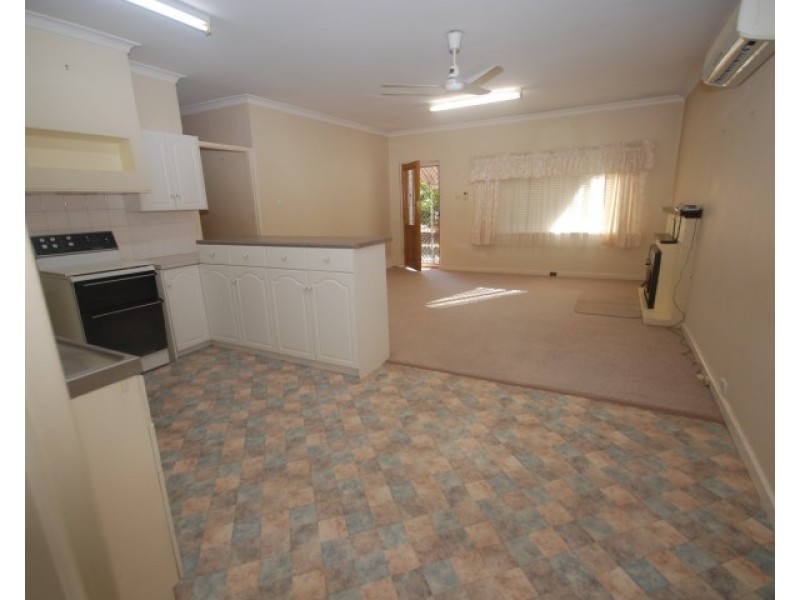 109 Narrakine Road, Narrogin WA 6312