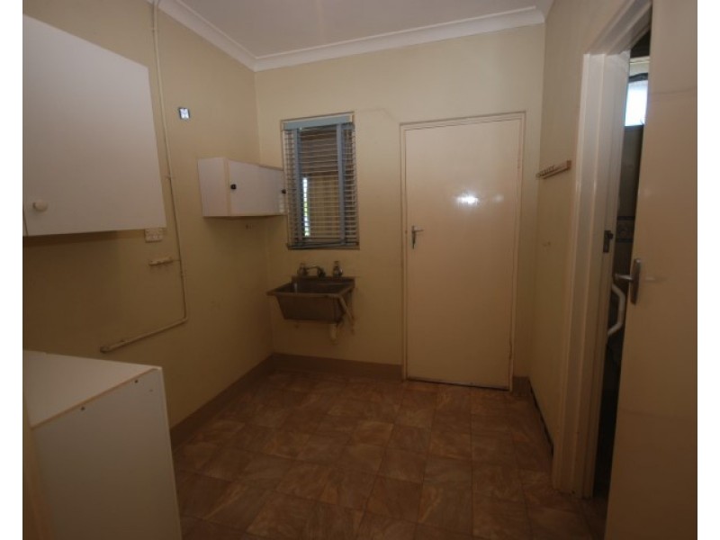 109 Narrakine Road, Narrogin WA 6312