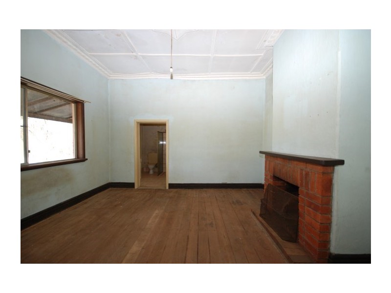 4 Sharow Street, Pingelly WA 6308