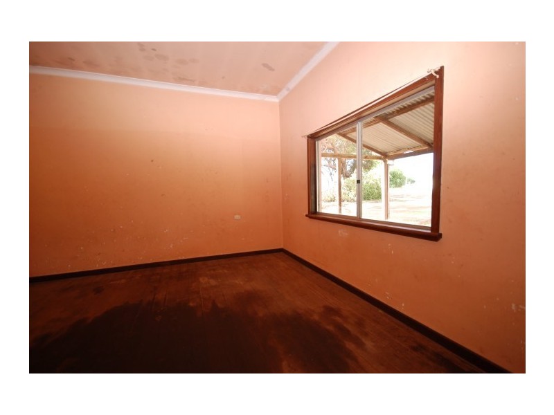 4 Sharow Street, Pingelly WA 6308