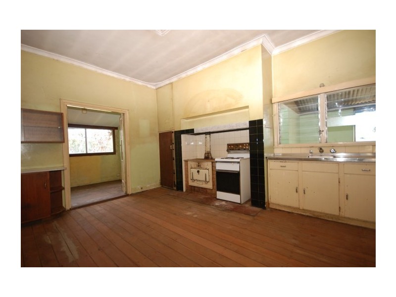 4 Sharow Street, Pingelly WA 6308