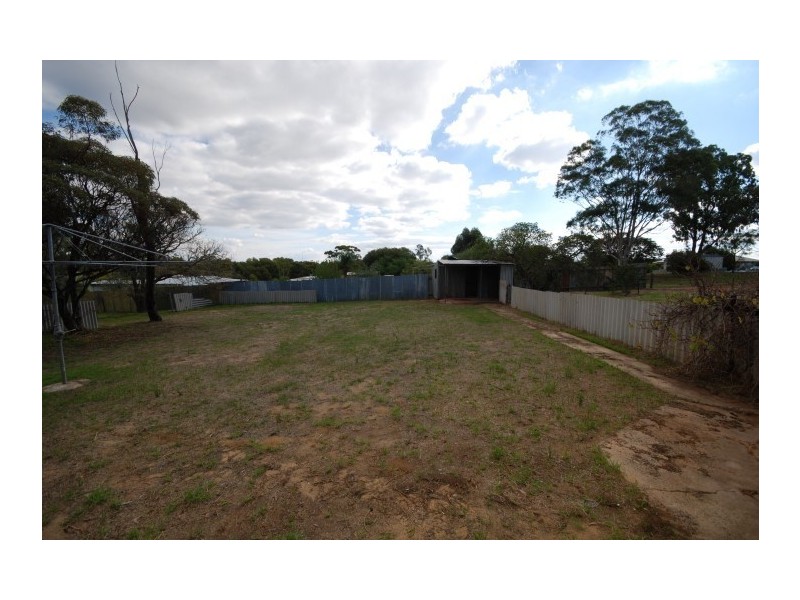 4 Sharow Street, Pingelly WA 6308